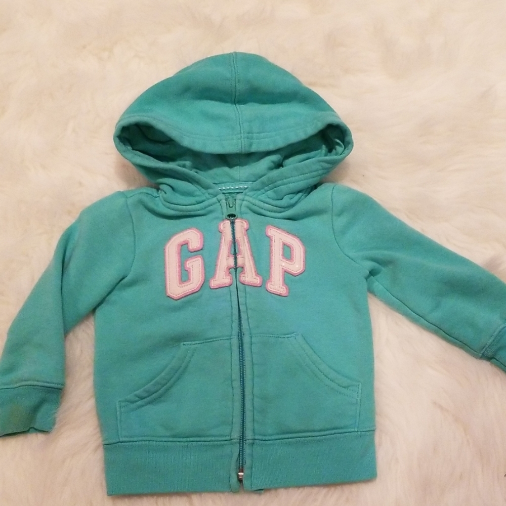 Gap Hoodie